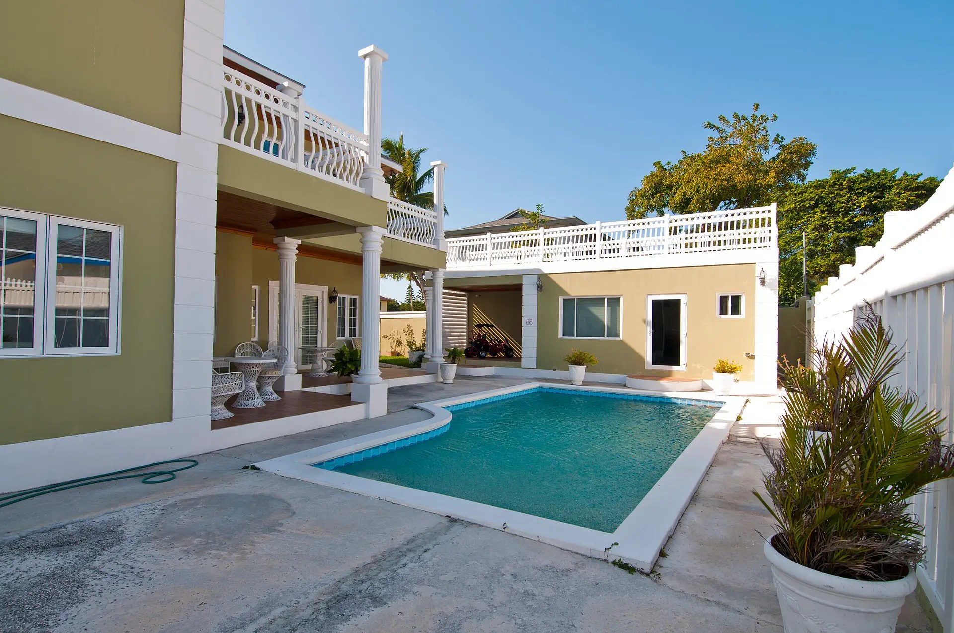 4 Bedroom House for Sale, Twynam Heights, New Providence, Bahamas 7th