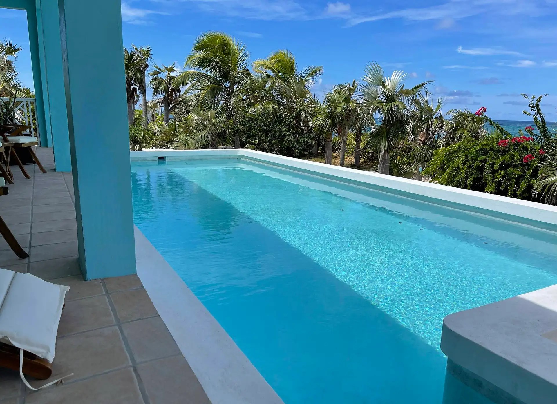 10 Bedroom Beachfront Estate for Sale, Double Bay, Eleuthera, Bahamas
