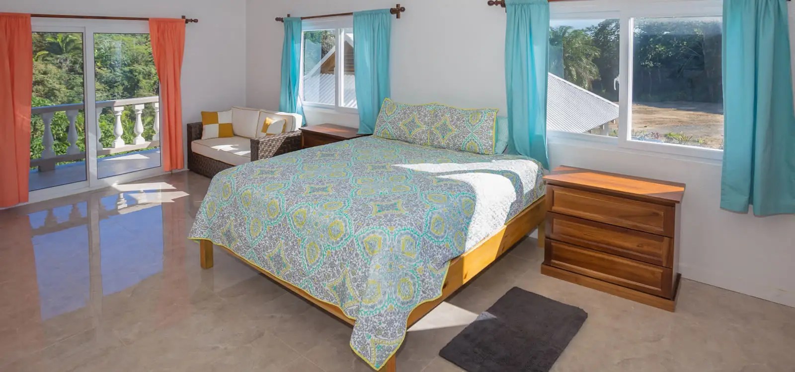 7 Bedroom Home for Sale, Seascape Estates, Roatan 7th Heaven Properties