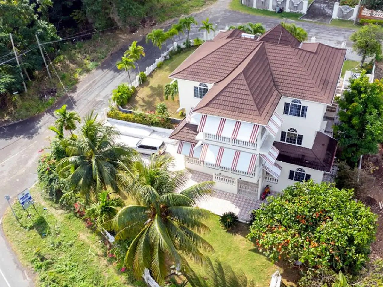 7 Bedroom Property for Sale, Tower Isle, St Mary, Jamaica 7th Heaven