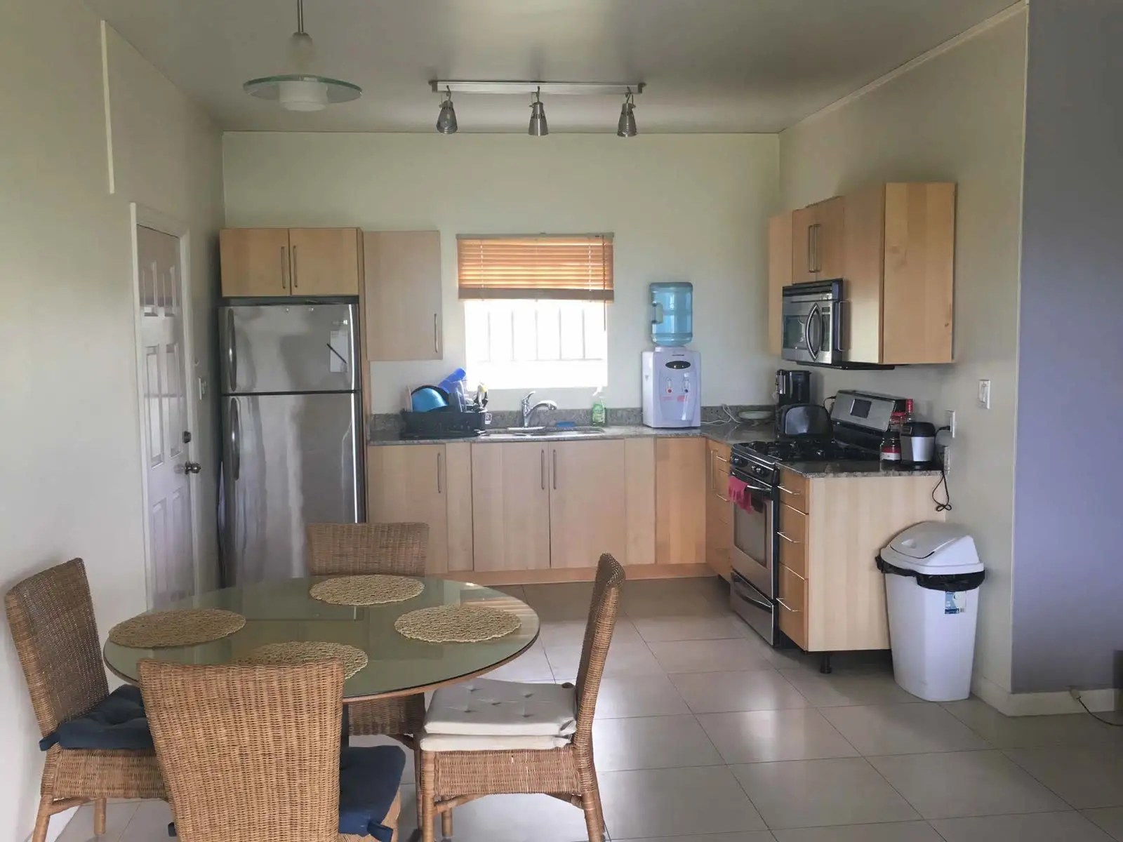 8Bedroom Apartment Building for Sale, Round Hill, Newcastle, Nevis