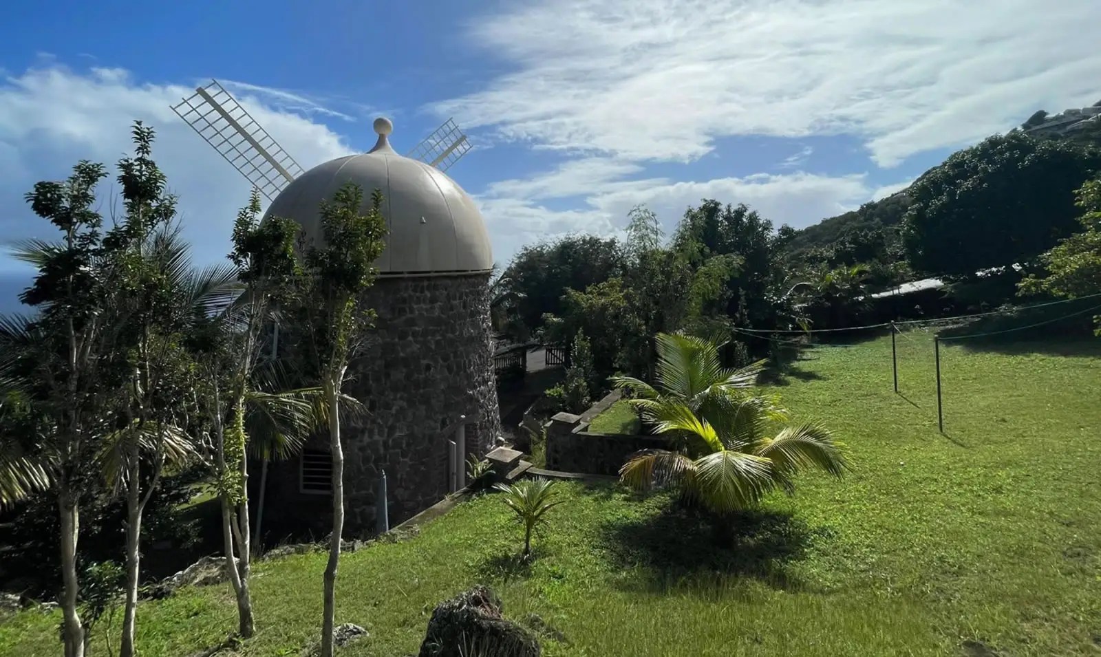 1 Bedroom Windmill for Sale, Behind the Ridge, Saba 7th Heaven Properties