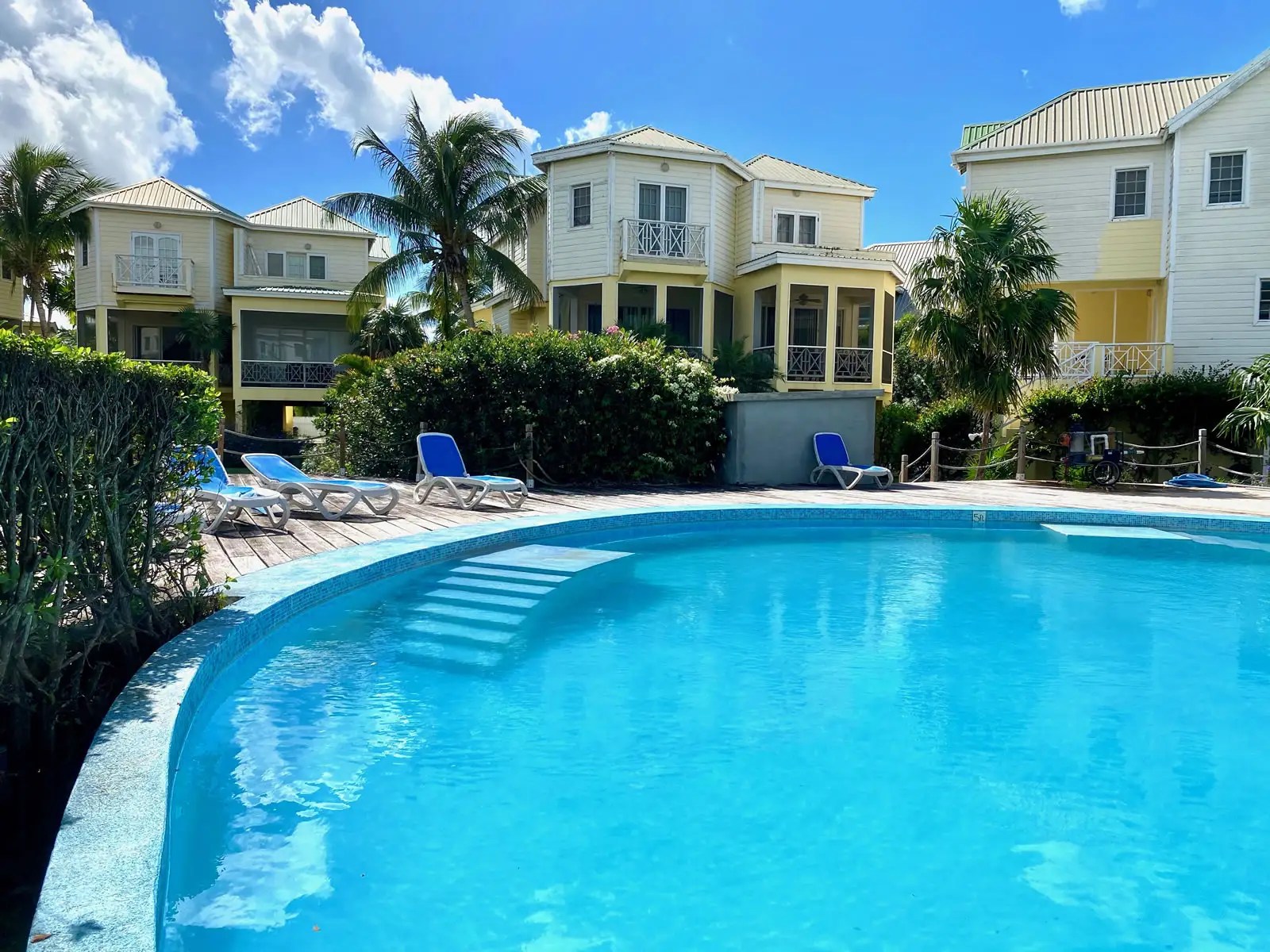 3 Vacation / Rental Condo Units for Sale, Nelson Spring Beach Resort