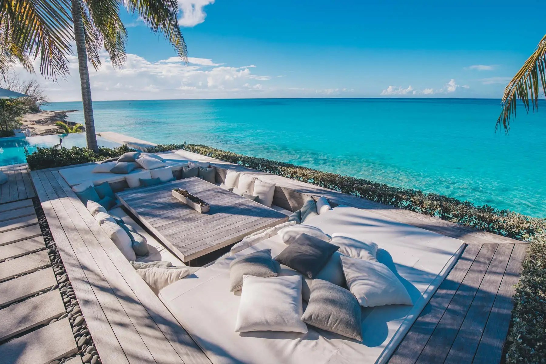 8 Bedroom Luxury Beachfront Home for Sale, Old Fort Bay, Bahamas 7th Heaven Properties