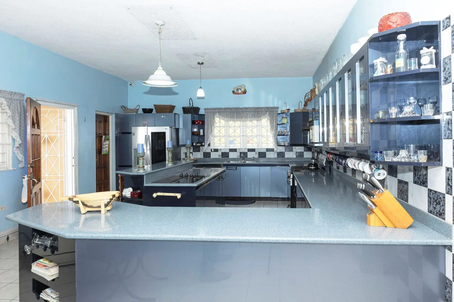 5 Bedroom House for Sale, Old Stony Hill, Road Stony Hill, Kingston