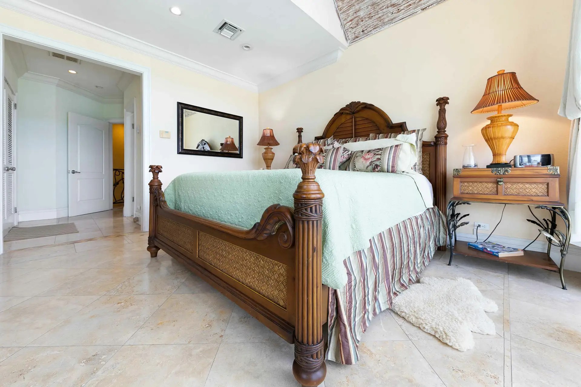 3 Bedroom Condo for Sale, Ocean Mist, West Bay Street, New Providence