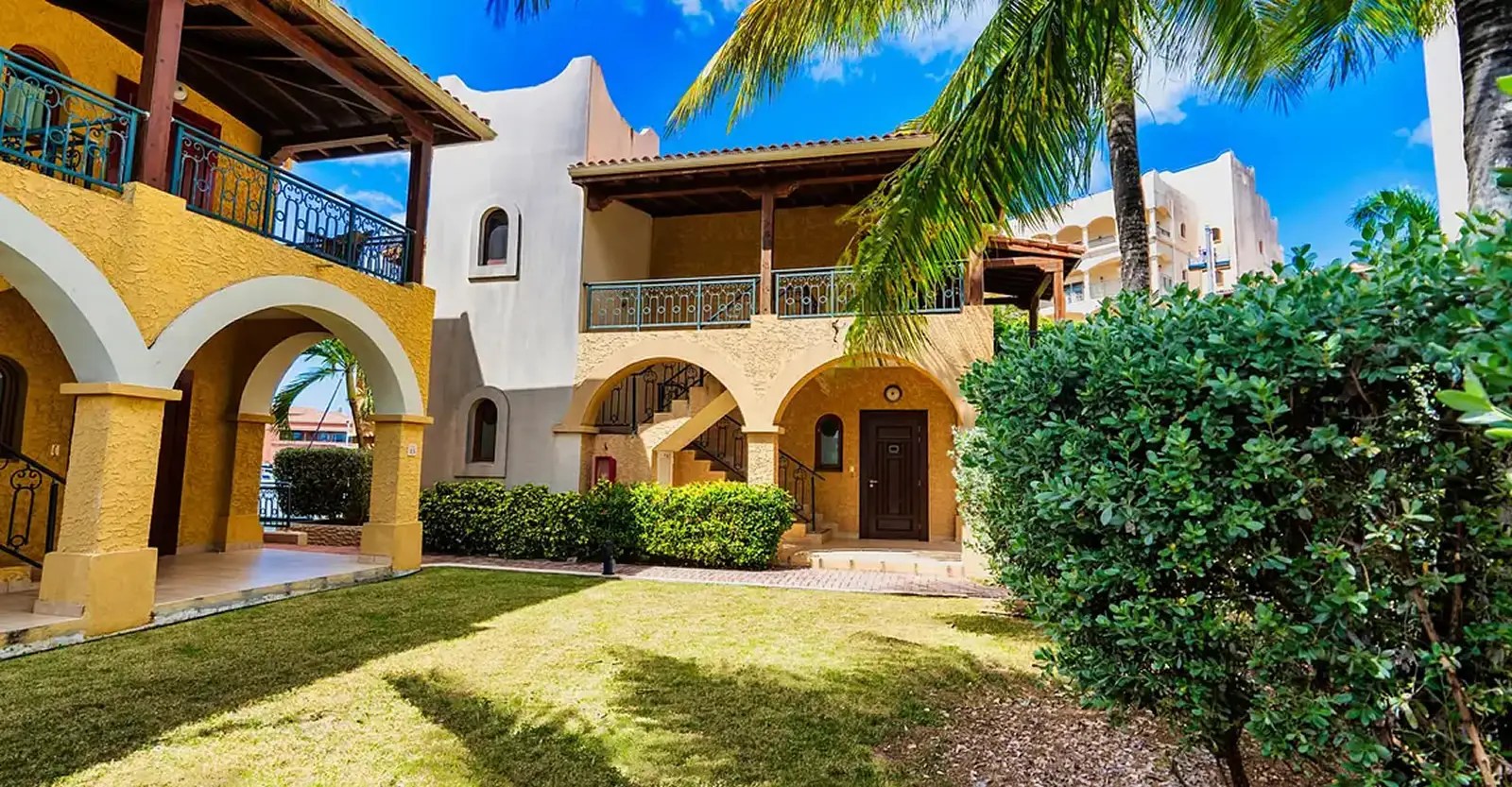 2 Bedroom Ground Floor Apartment for Sale, Porto Cupecoy, St Maarten