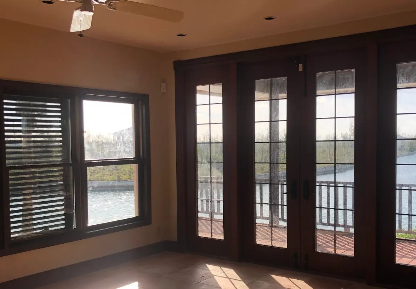 3 Bedroom CanalFront Home for Sale, Emerald Bay, Grand Bahama, Bahamas