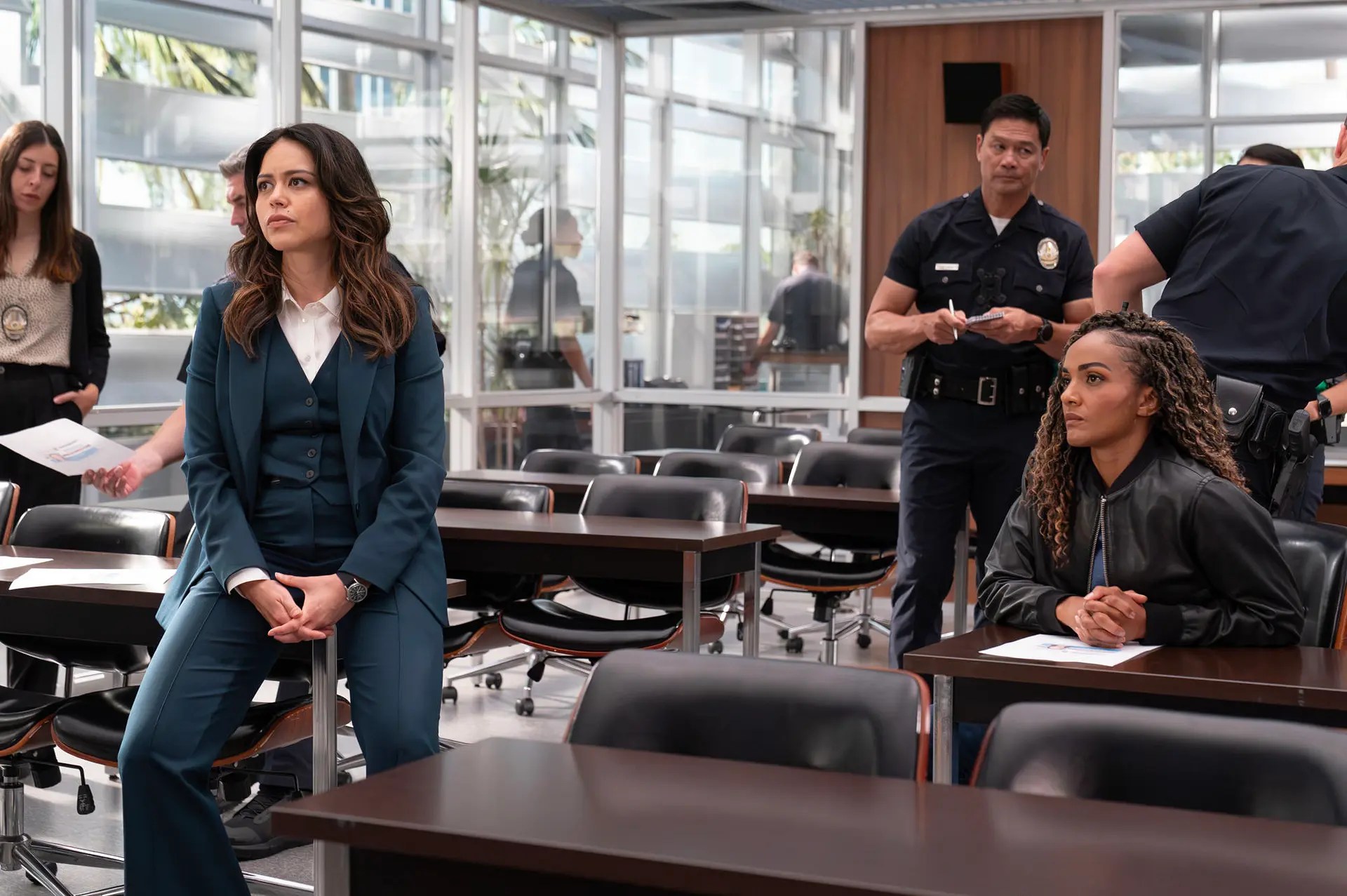 The Rookie S08E03 The Red Place Harper & Lopez's Shocking Discovery