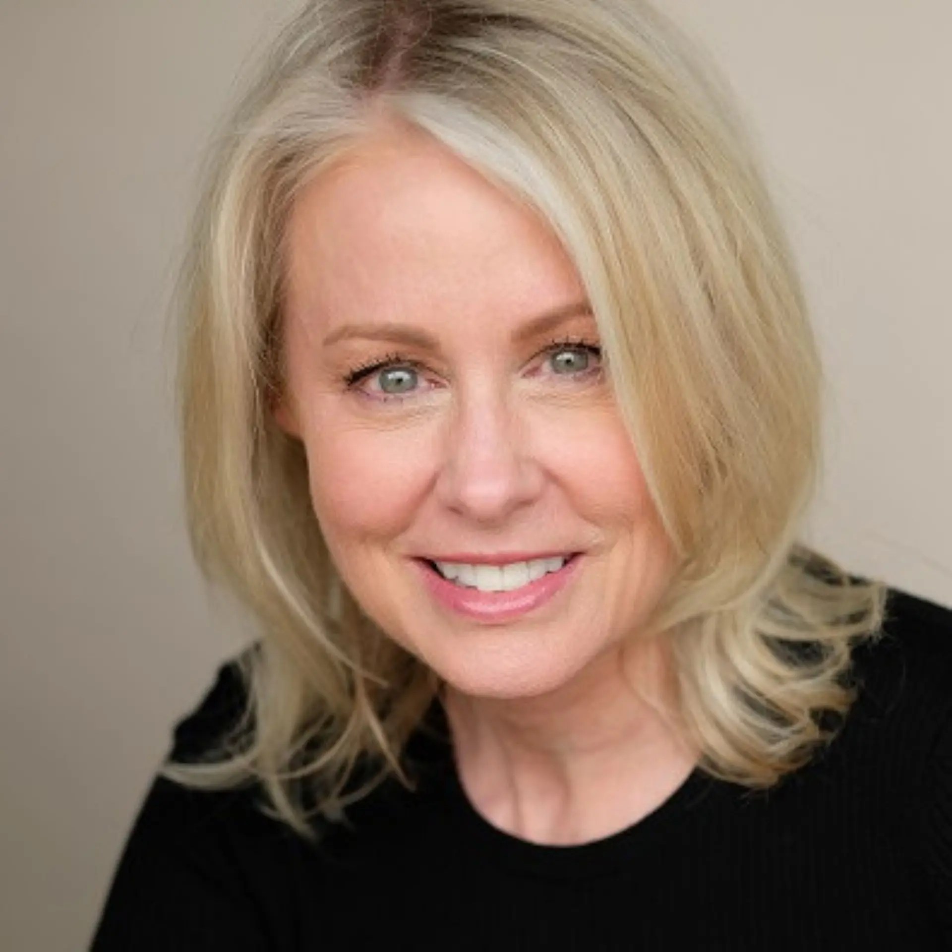 Courtney Simmons, DC Comics SVP Publicity & Comm to Leave in August?