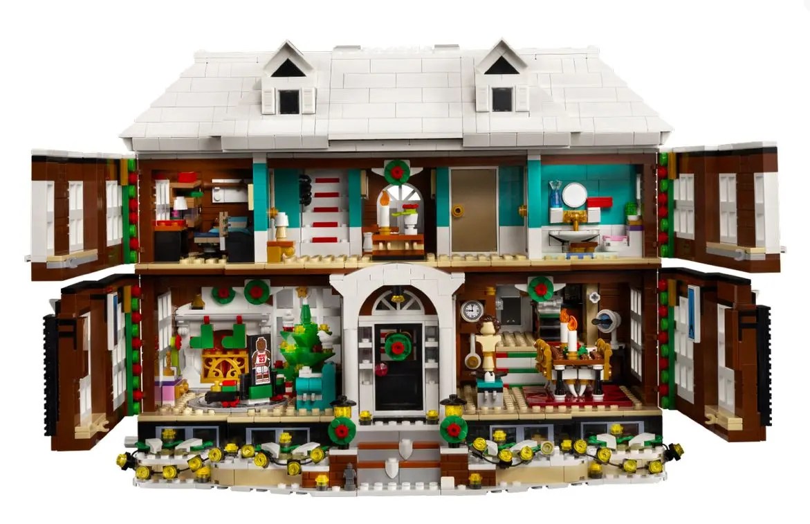 The Home Alone Christmas House Arrives from LEGO Ideas