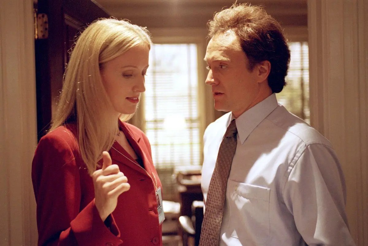 The West Wing Special Bradley Whitford Posts Gift for Josh/Donna Fans