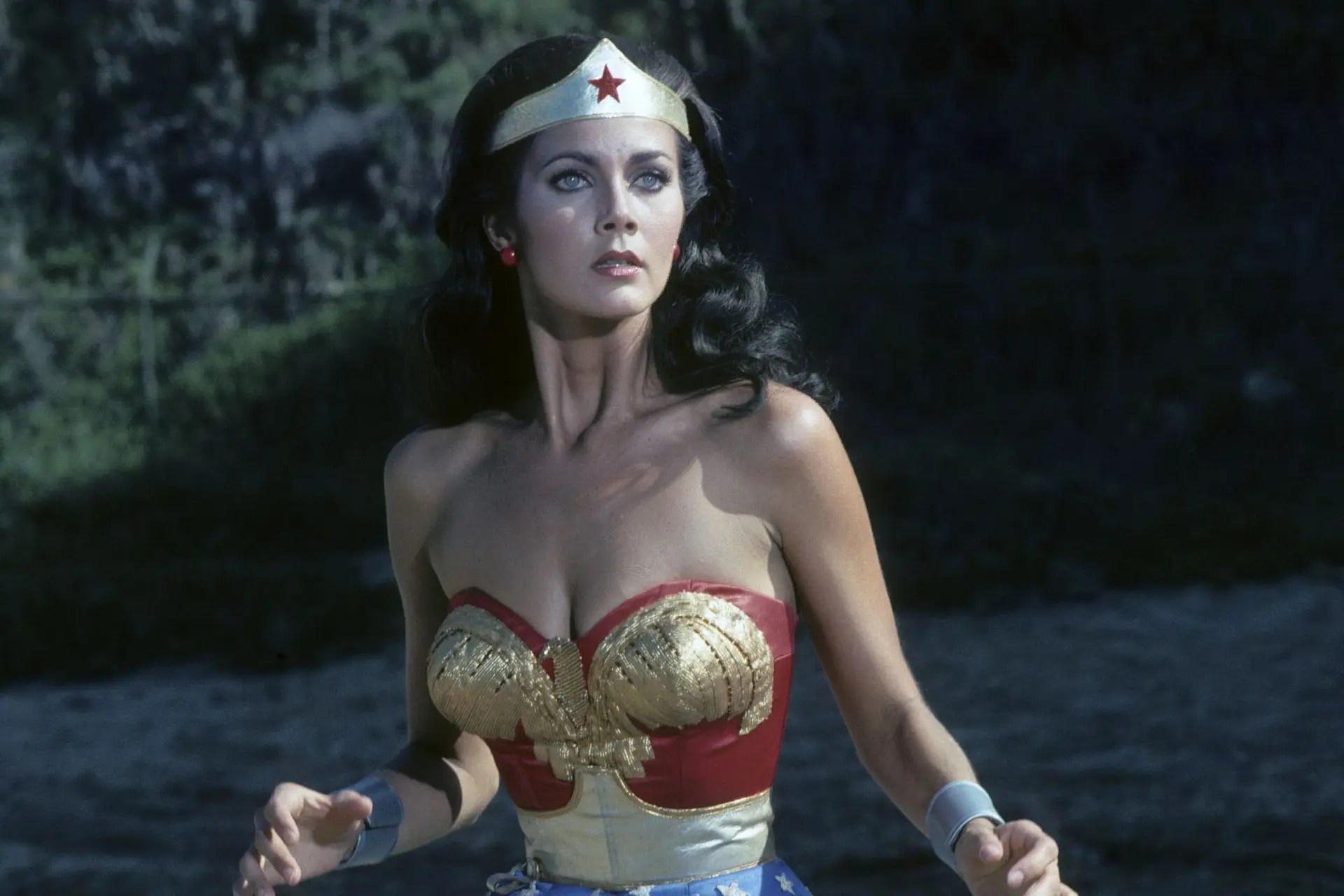 lynda carter 2023 Lynda Carter Sets Record Straight On Wonder Woman Being Lgbtq+ Icon