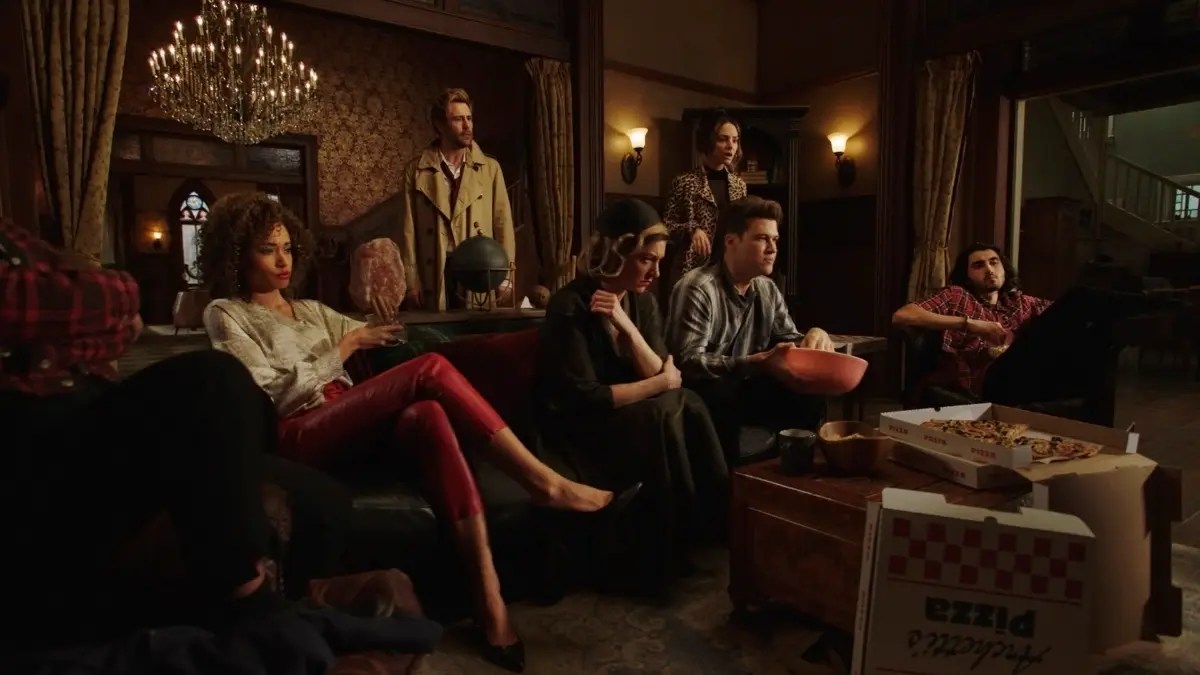 Legends of Tomorrow Season 7 Writers Room Revealed; S06E06 Preview