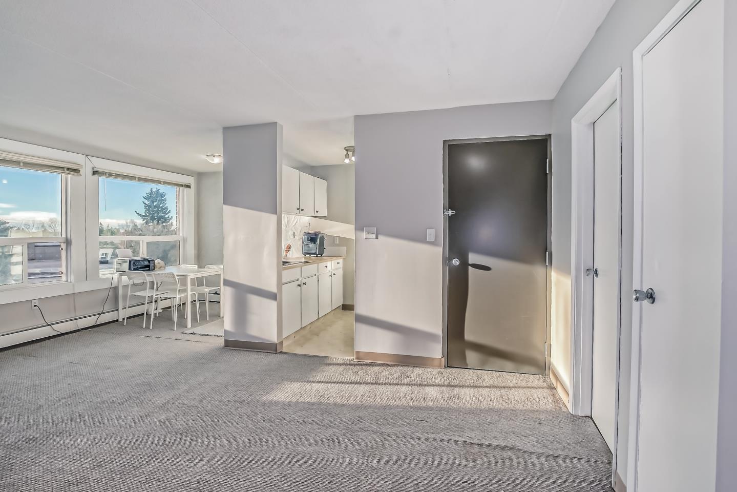 , Strathmore, AB T1P 1T7 MLS Houseful