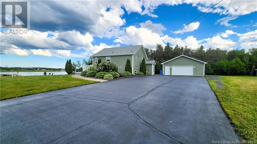 348 Ch Saulnier Est, TracadieSheila, NB E1X 1E3 MLS NB102559 Houseful