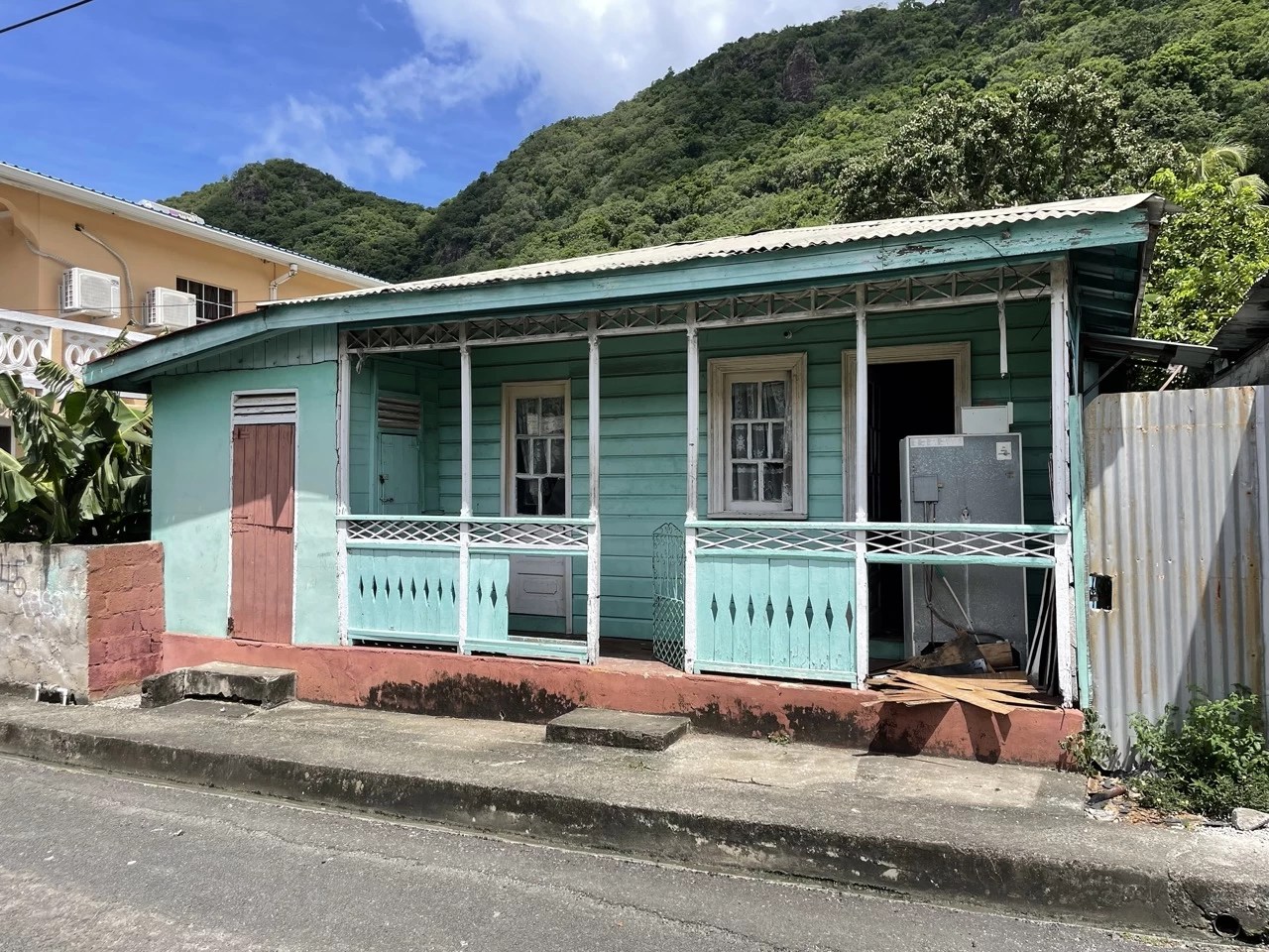 Soufriere Fixer Upper Houses For Sale St Lucia