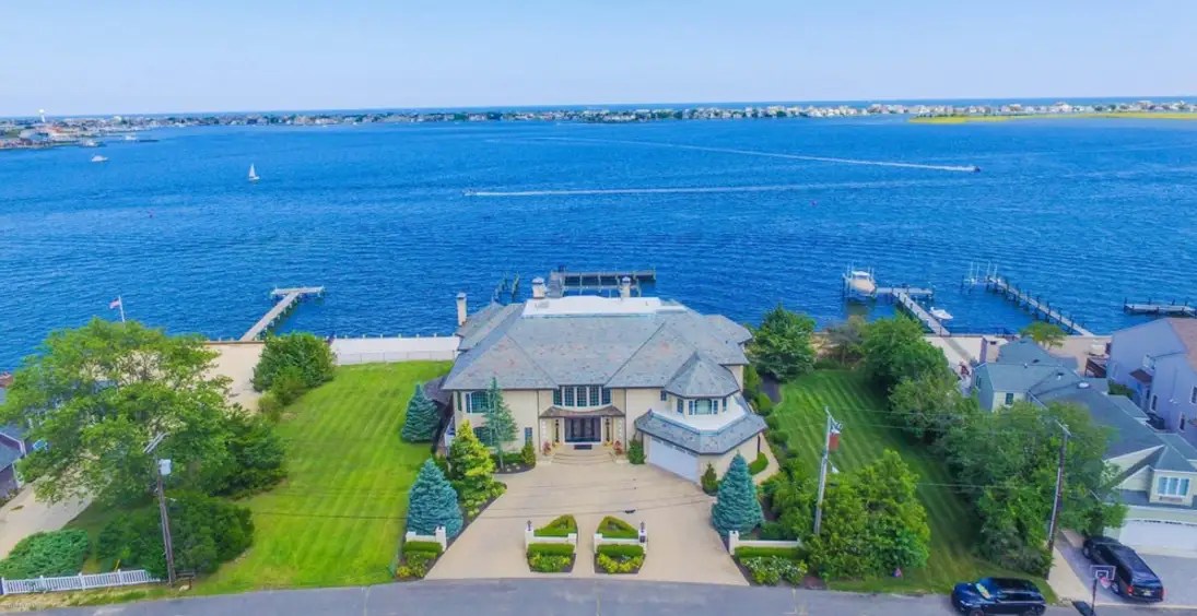 3 Million Waterfront Home In Brick, NJ Homes of the Rich