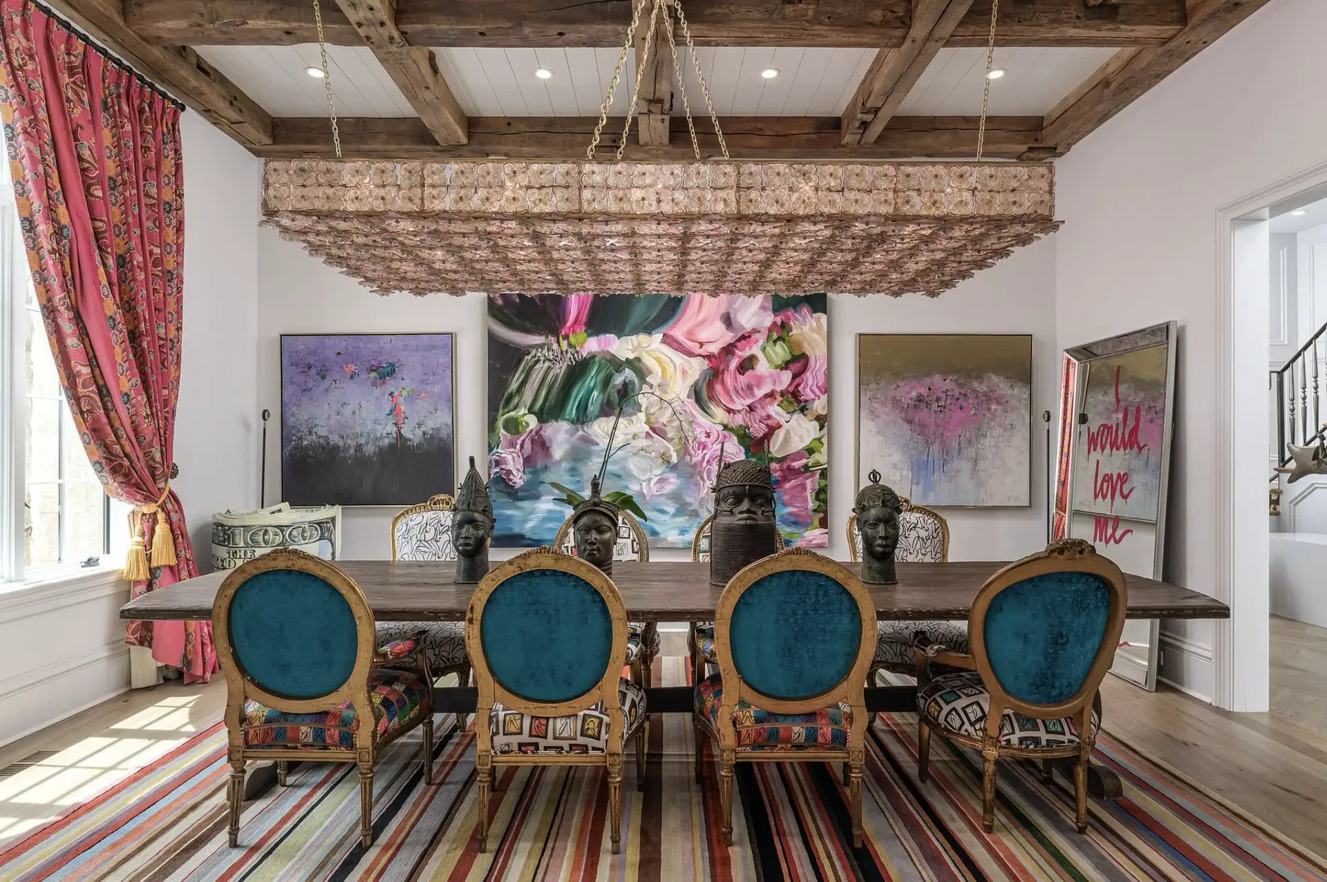 Stunning Lakefront Home In Ooltewah, Tennessee (PHOTOS)