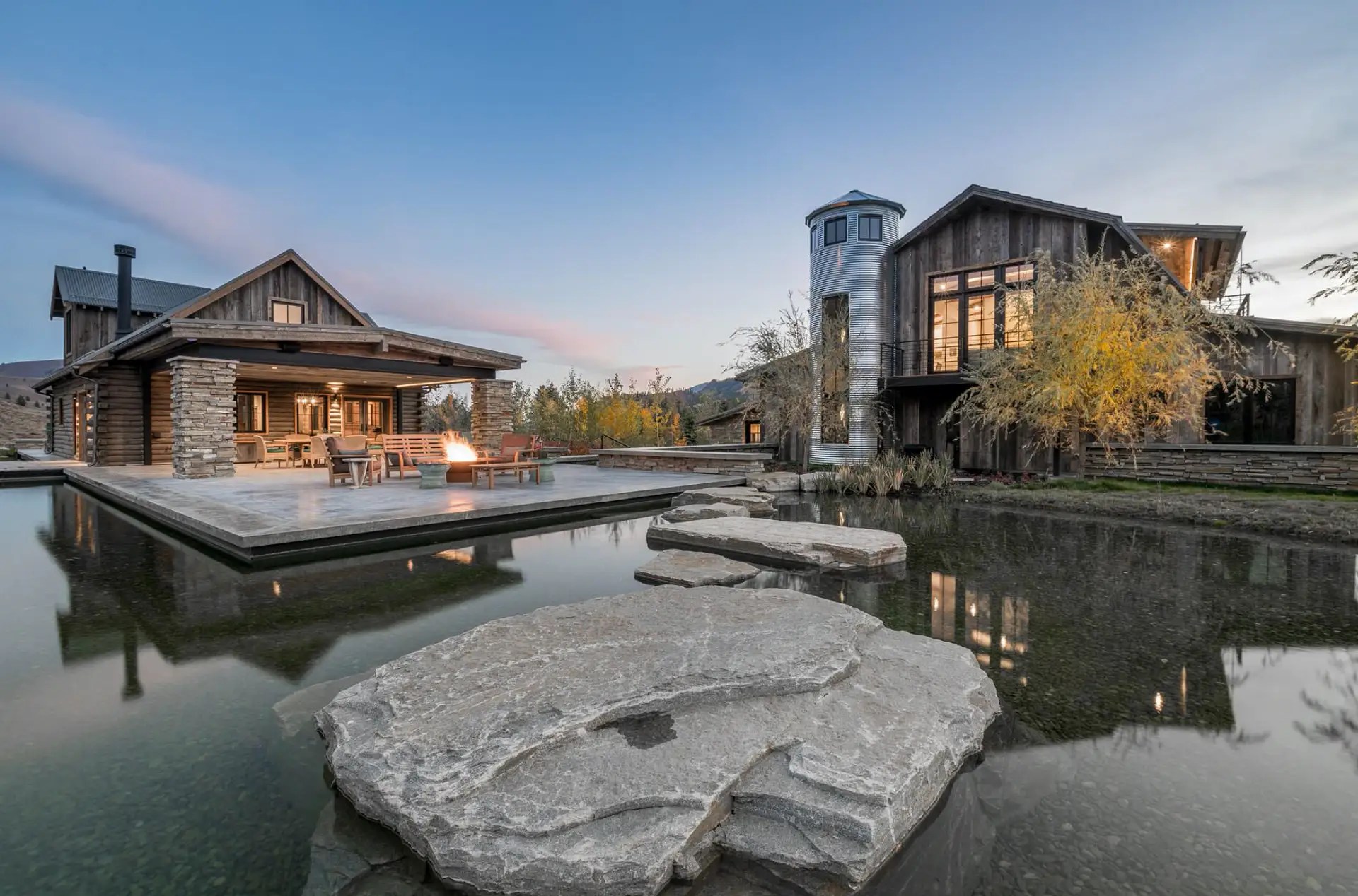 11 Acre Estate In Sawtooth City, Idaho (PHOTOS)