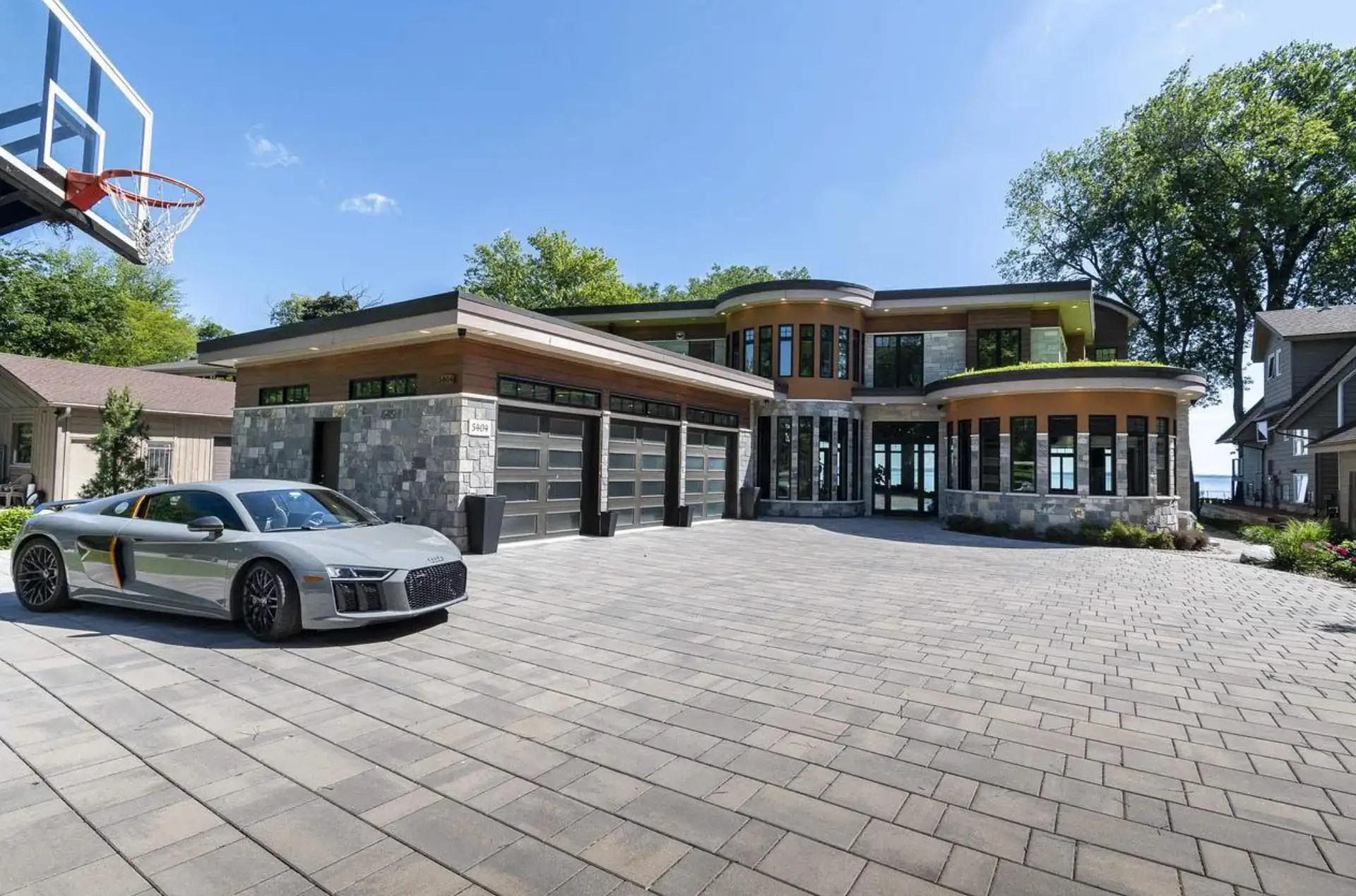 4 Million Lakefront Home In Madison, Wisconsin (PHOTOS)