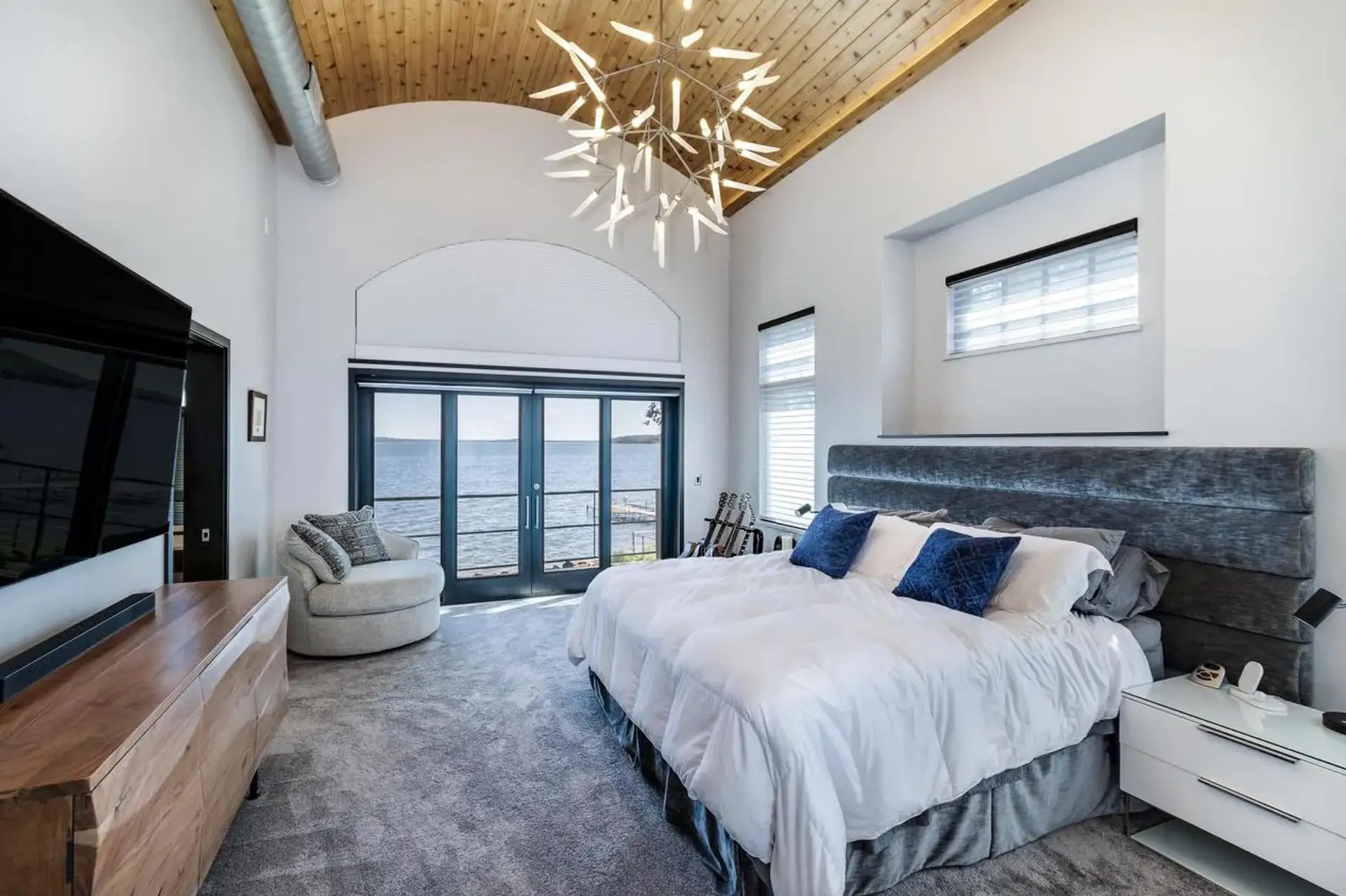 4 Million Lakefront Home In Madison, Wisconsin (PHOTOS)