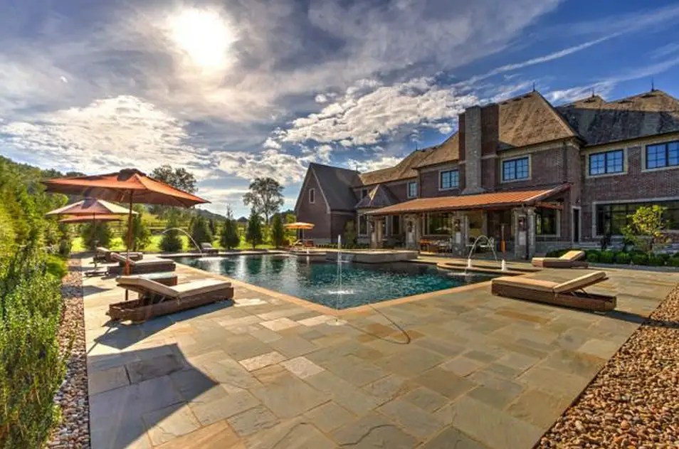 5.9 Million Newly Listed 13,000 Square Foot Mansion In Franklin, TN Homes of the Rich