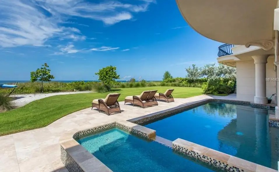 6.395 Million Waterfront Home In Longboat Key, FL Homes of the Rich