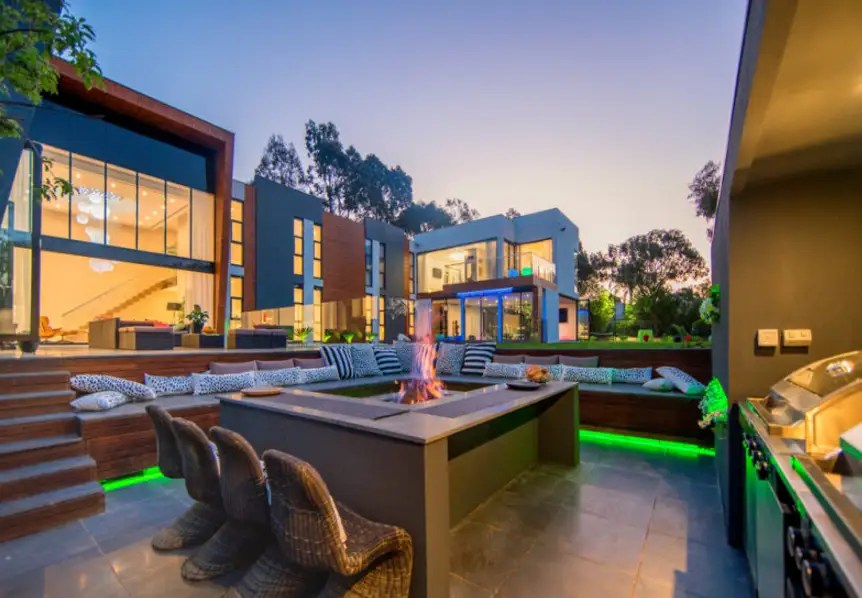 Contemporary Home In Victoria, Australia Homes of the Rich