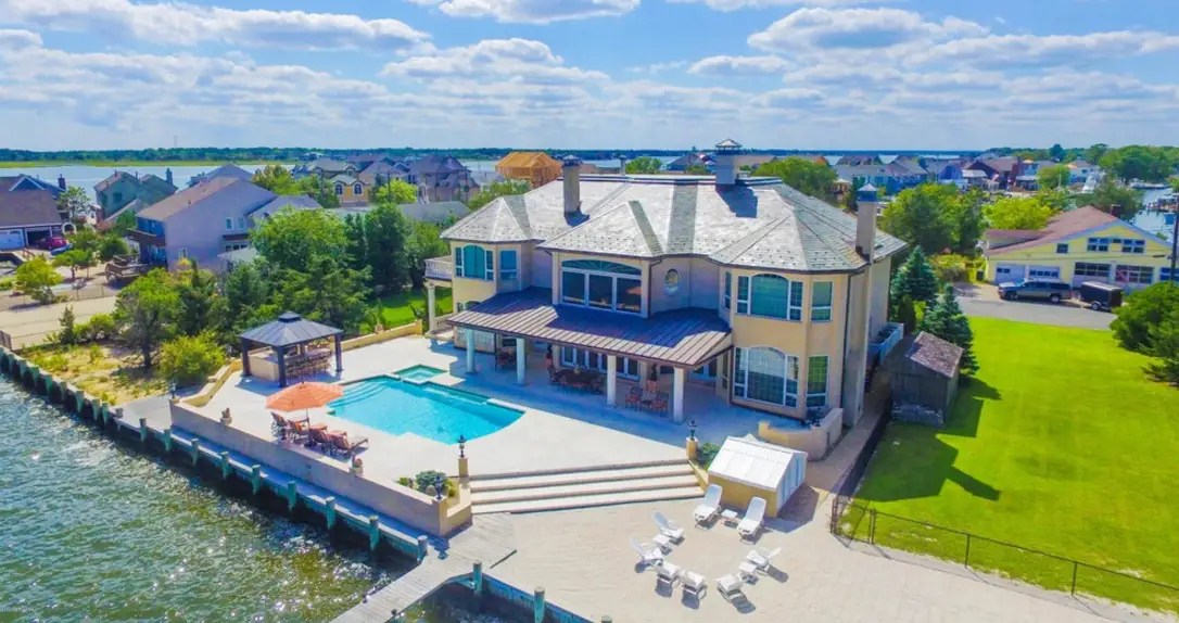 3 Million Waterfront Home In Brick, NJ Homes of the Rich