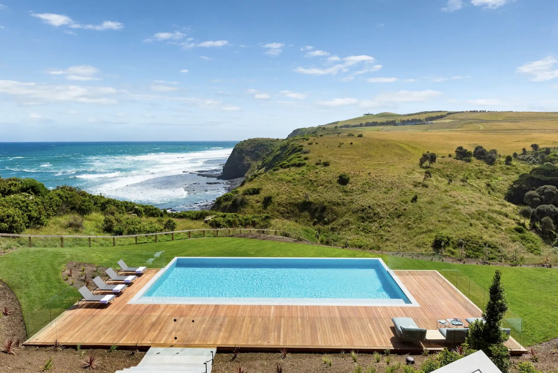 Contemporary Oceanfront Home In Victoria, Australia (FLOOR PLANS