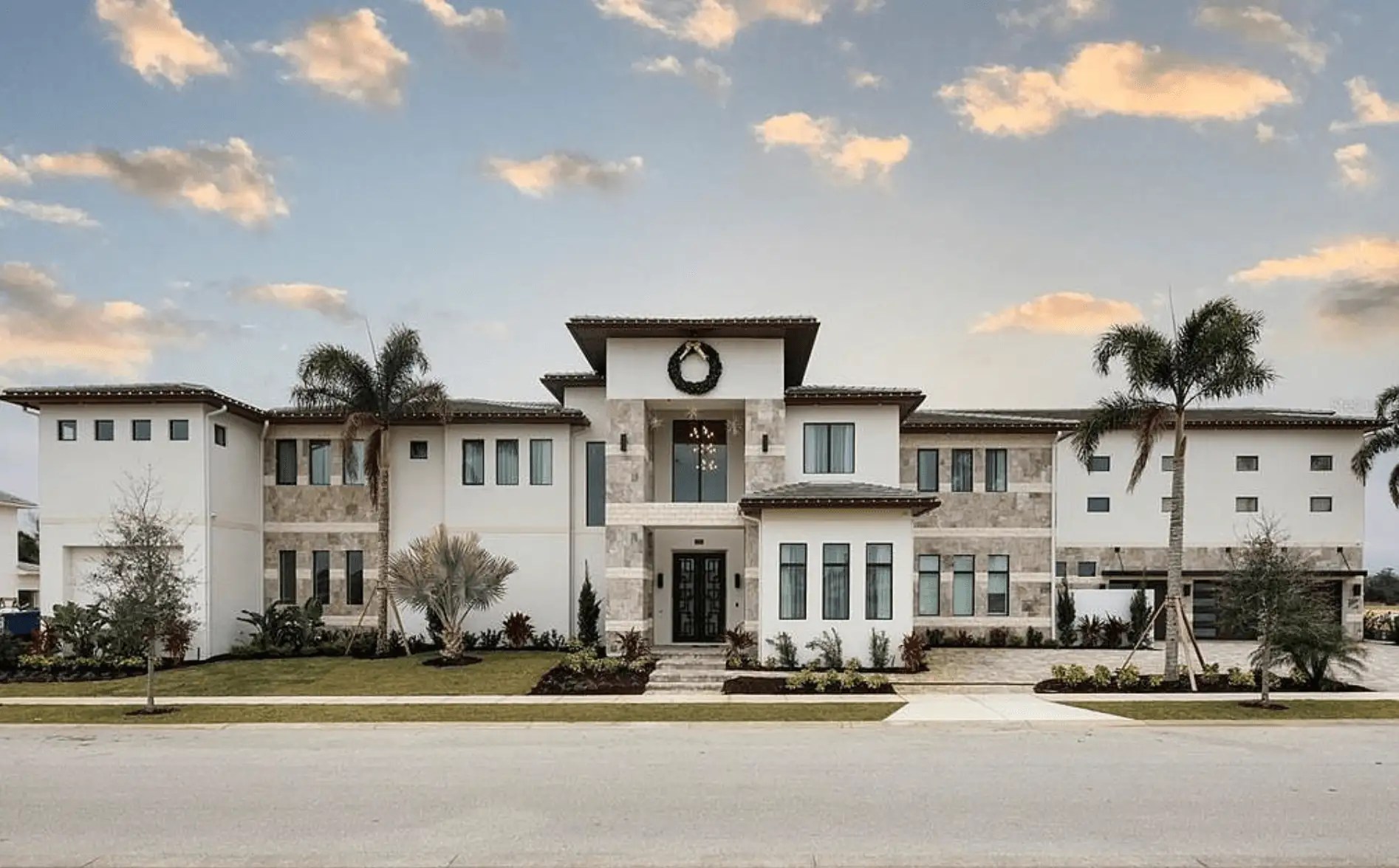 17,000 Square Foot New Build In Reunion, Florida - Homes of the Rich