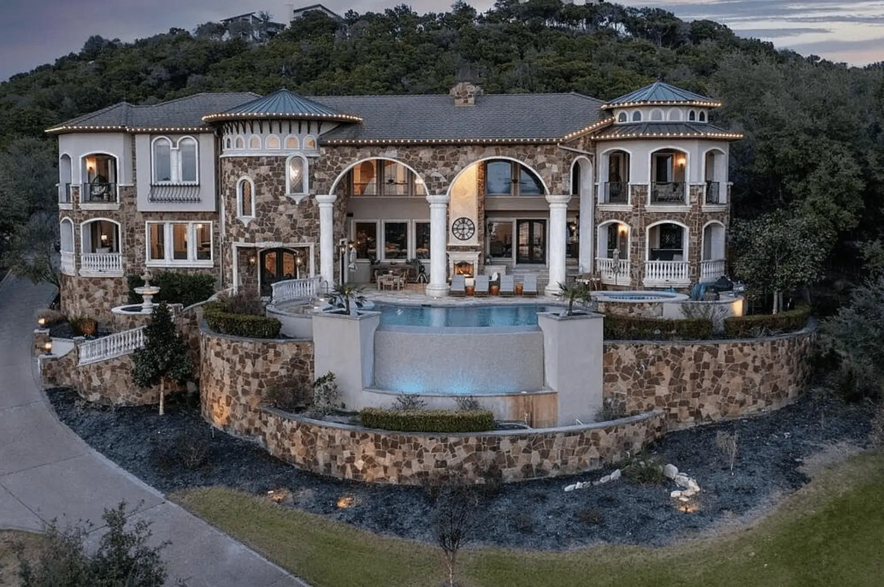 4 Million Stone & Stucco Hilltop Home In Volente, Texas (PHOTOS