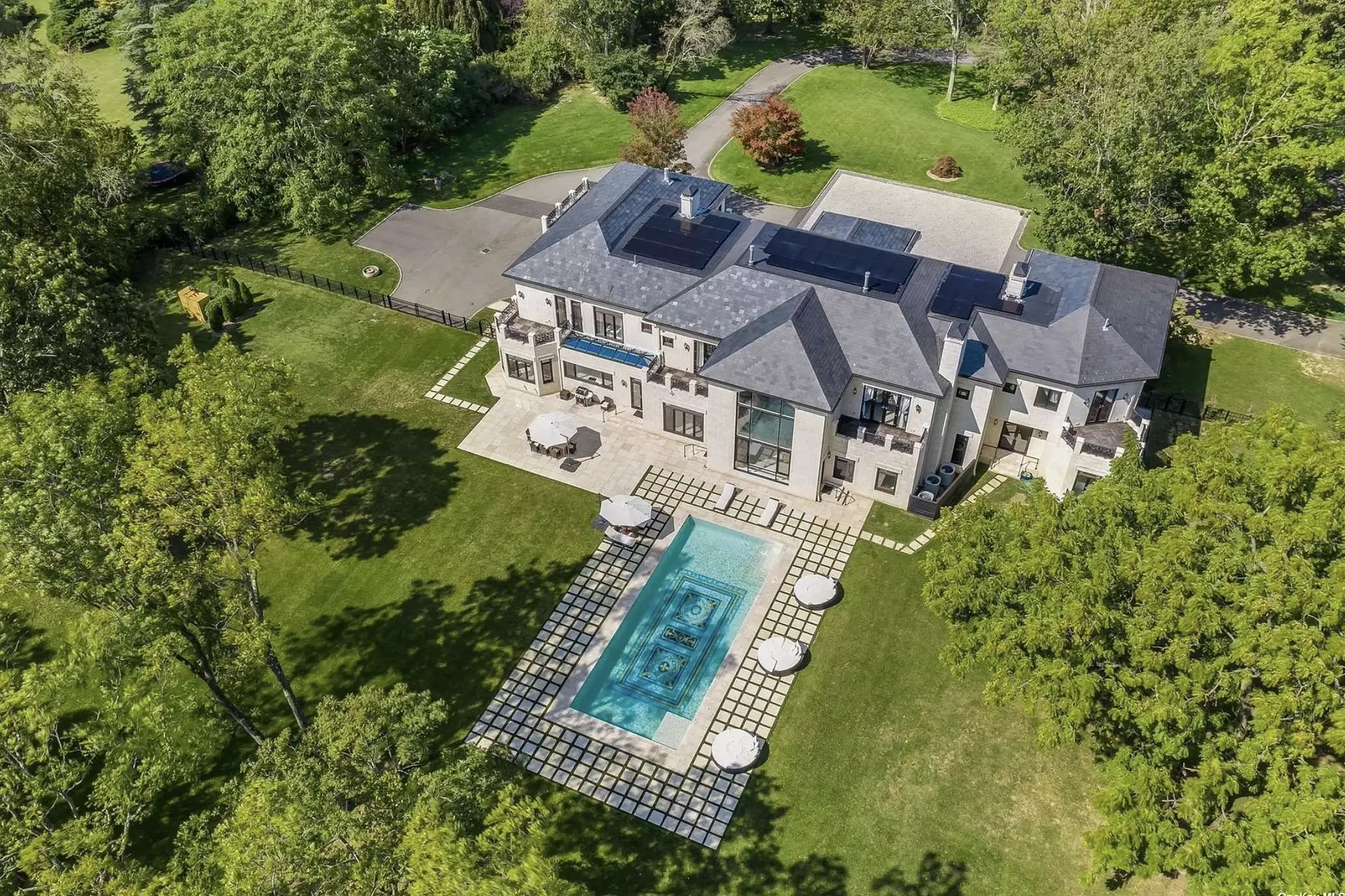 8 Million Home In Matinecock, New York (PHOTOS) Homes of the Rich
