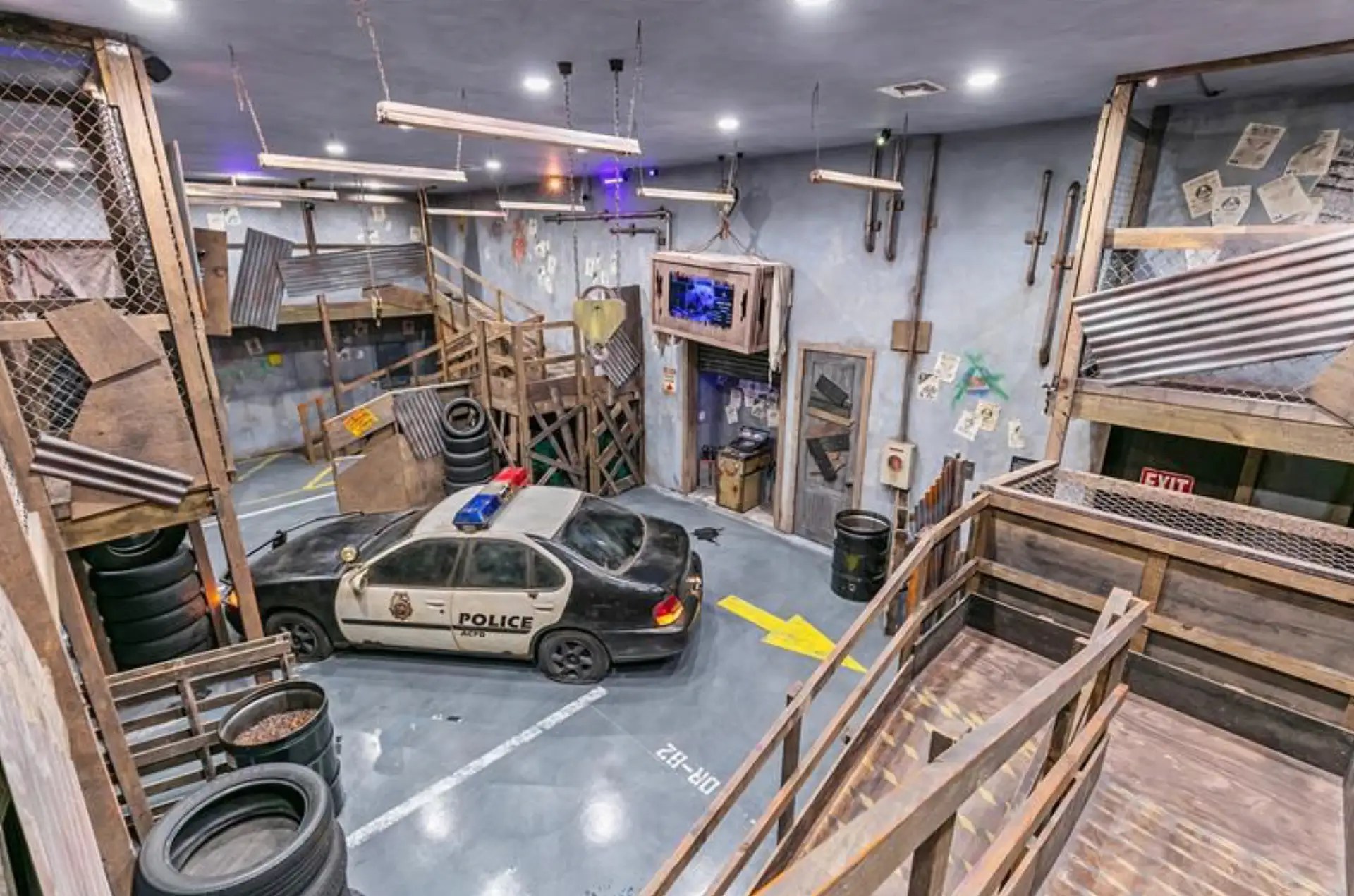 Florida Home With Insane Laser Tag Room (PHOTOS)