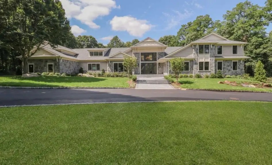 11,000 Square Foot Home On Long Island With Indoor Pool Homes of the Rich