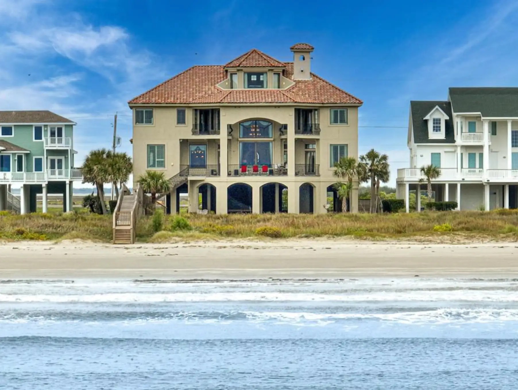 Fully Furnished Oceanfront Home In Texas (PHOTOS)