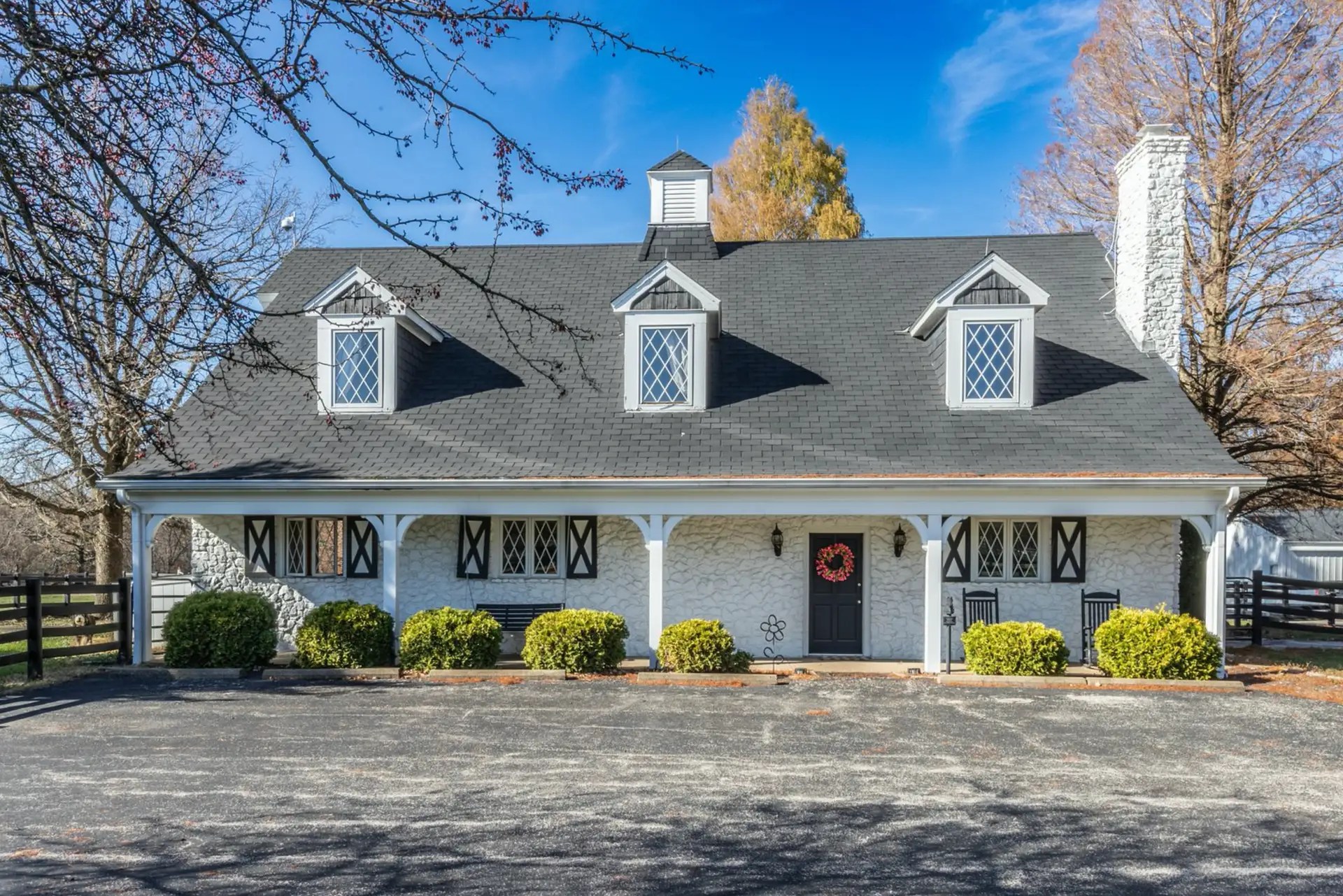 45 Acre Equestrian Estate In Evansville, Indiana (PHOTOS)