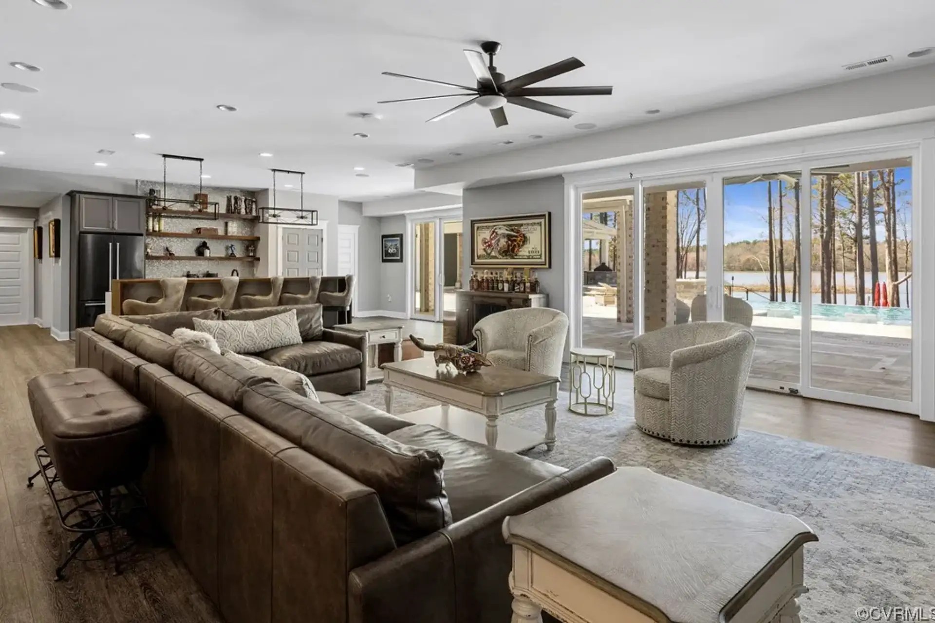 Lakefront Home In Chesterfield, Virginia (PHOTOS)