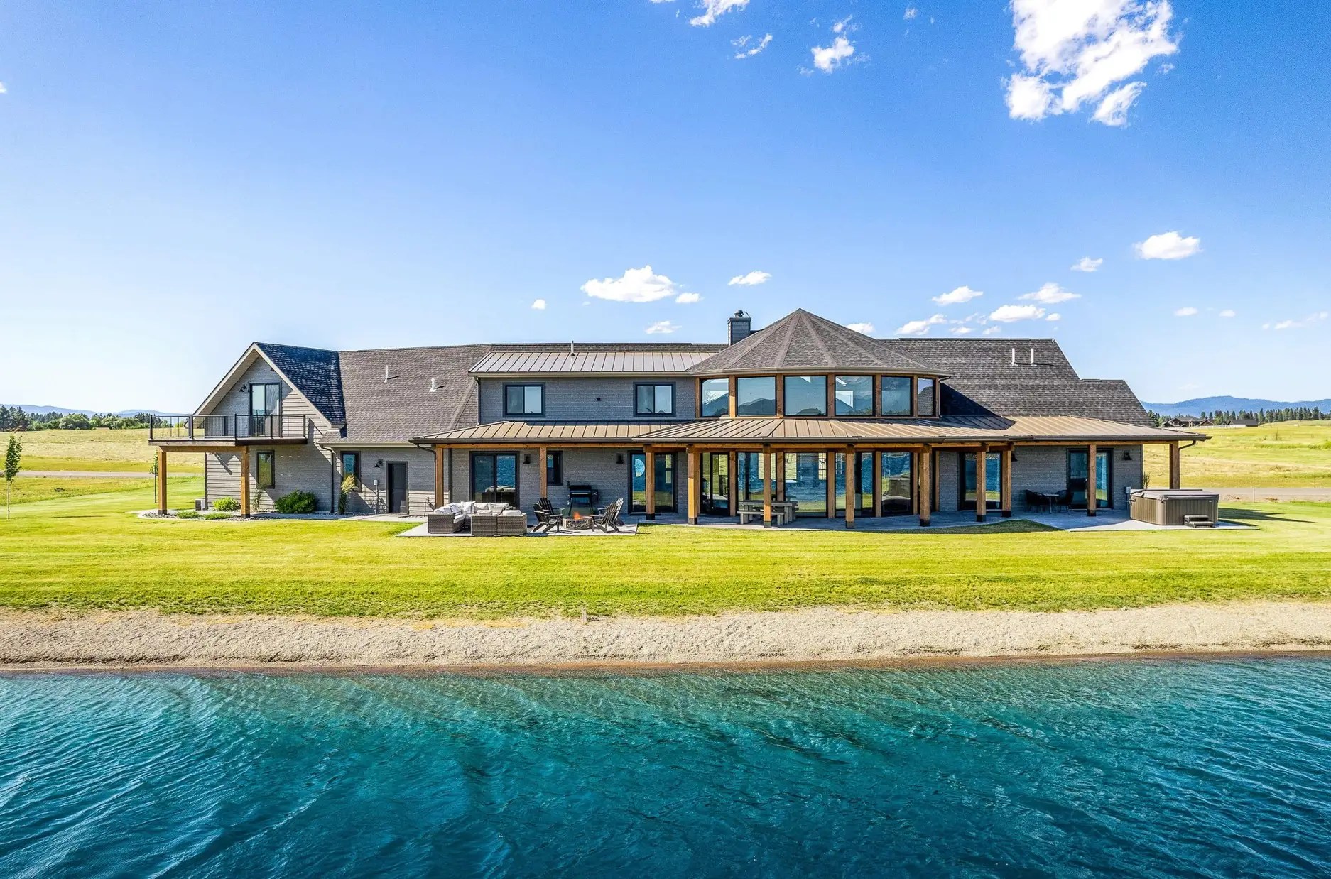 Luxury Waterfront Home In Kalispell, Montana (PHOTOS)