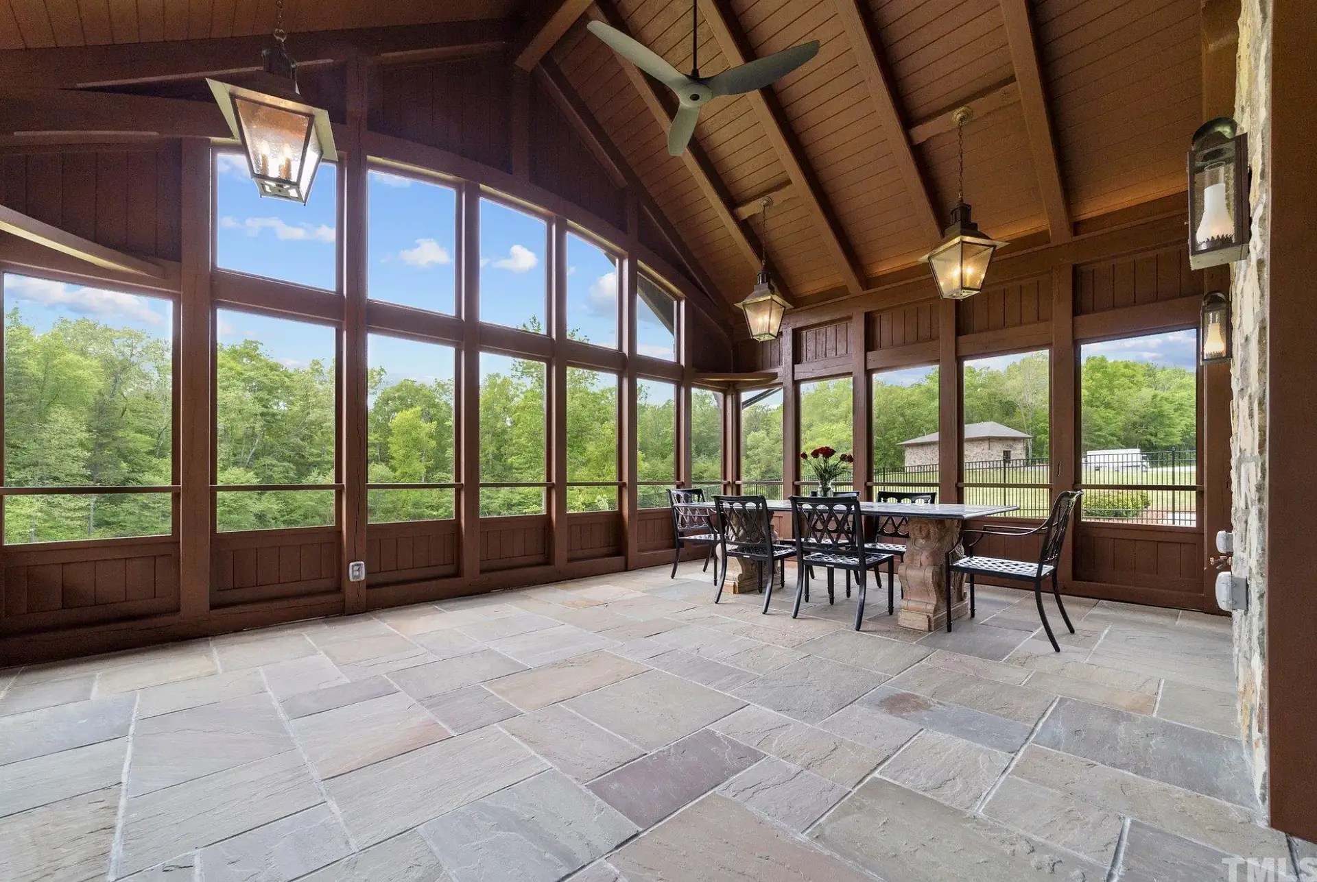 188 Acre Estate In Leasburg, North Carolina (PHOTOS)