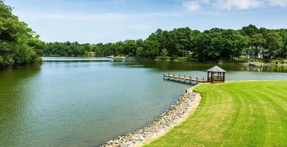88 Acre Waterfront Estate In Kilmarnock, Virginia Homes of the Rich