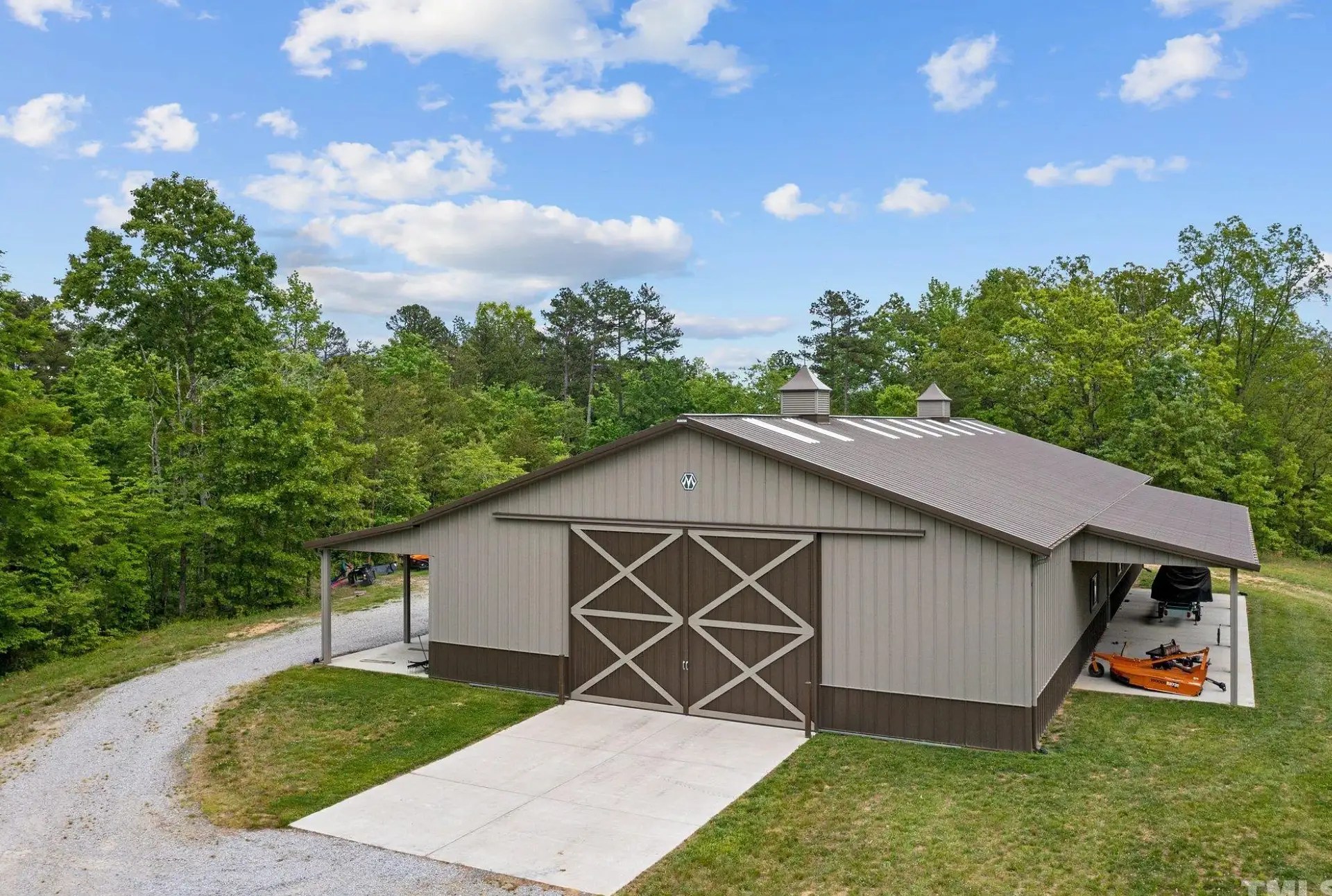 188 Acre Estate In Leasburg, North Carolina (PHOTOS)