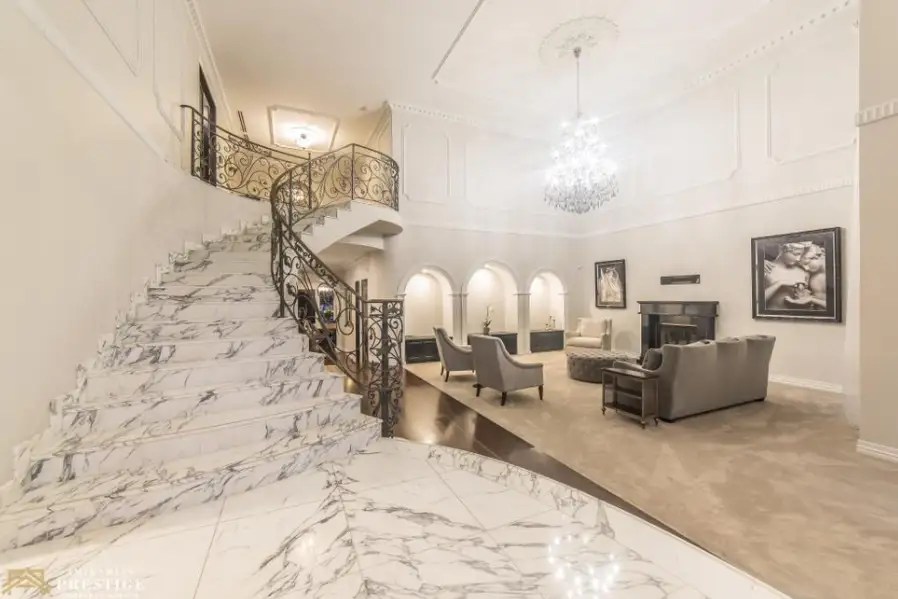 Villa Verona A Waterfront Estate In Queensland, Australia Homes of