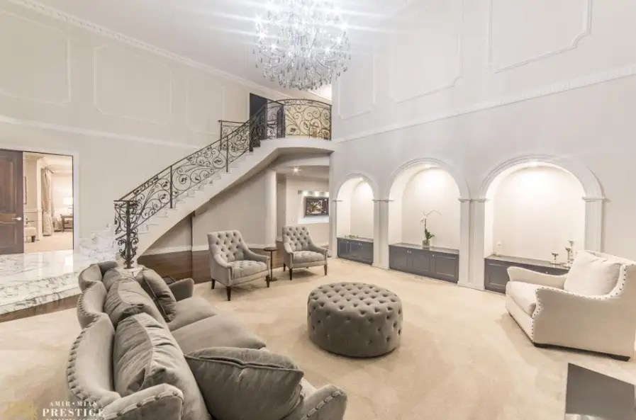 Villa Verona A Waterfront Estate In Queensland, Australia Homes of