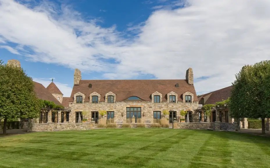 90 Acre Estate In Kinderhook, New York Homes of the Rich