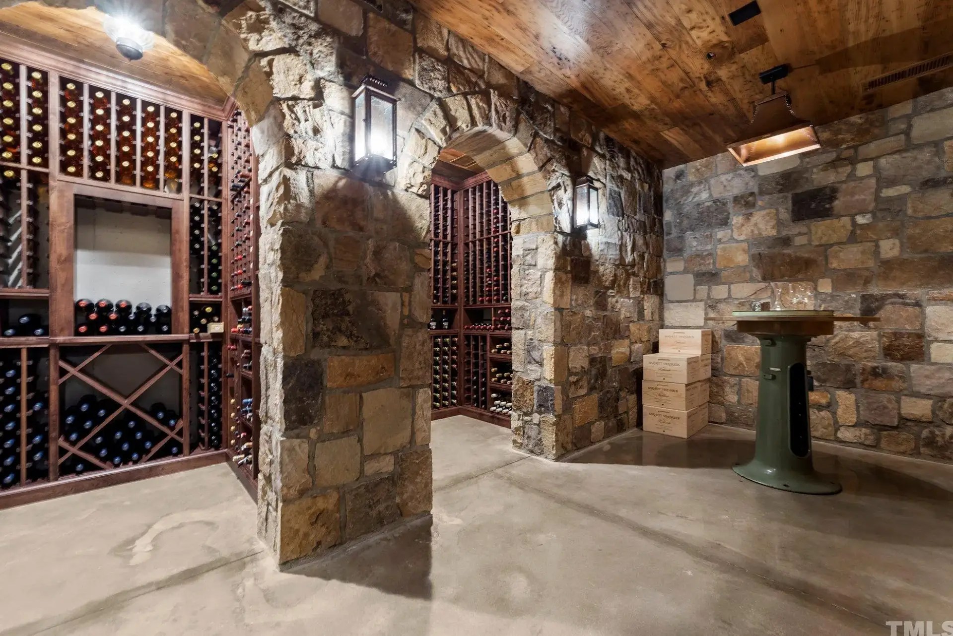 188 Acre Estate In Leasburg, North Carolina (PHOTOS)