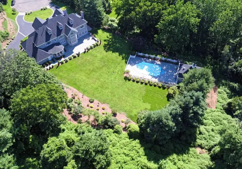 3.275 Million Colonial Style Home In Rye, New York (FLOOR PLANS