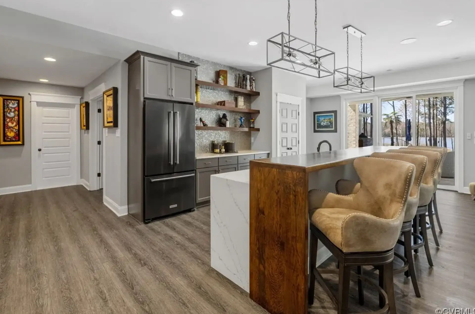 Lakefront Home In Chesterfield, Virginia (PHOTOS)