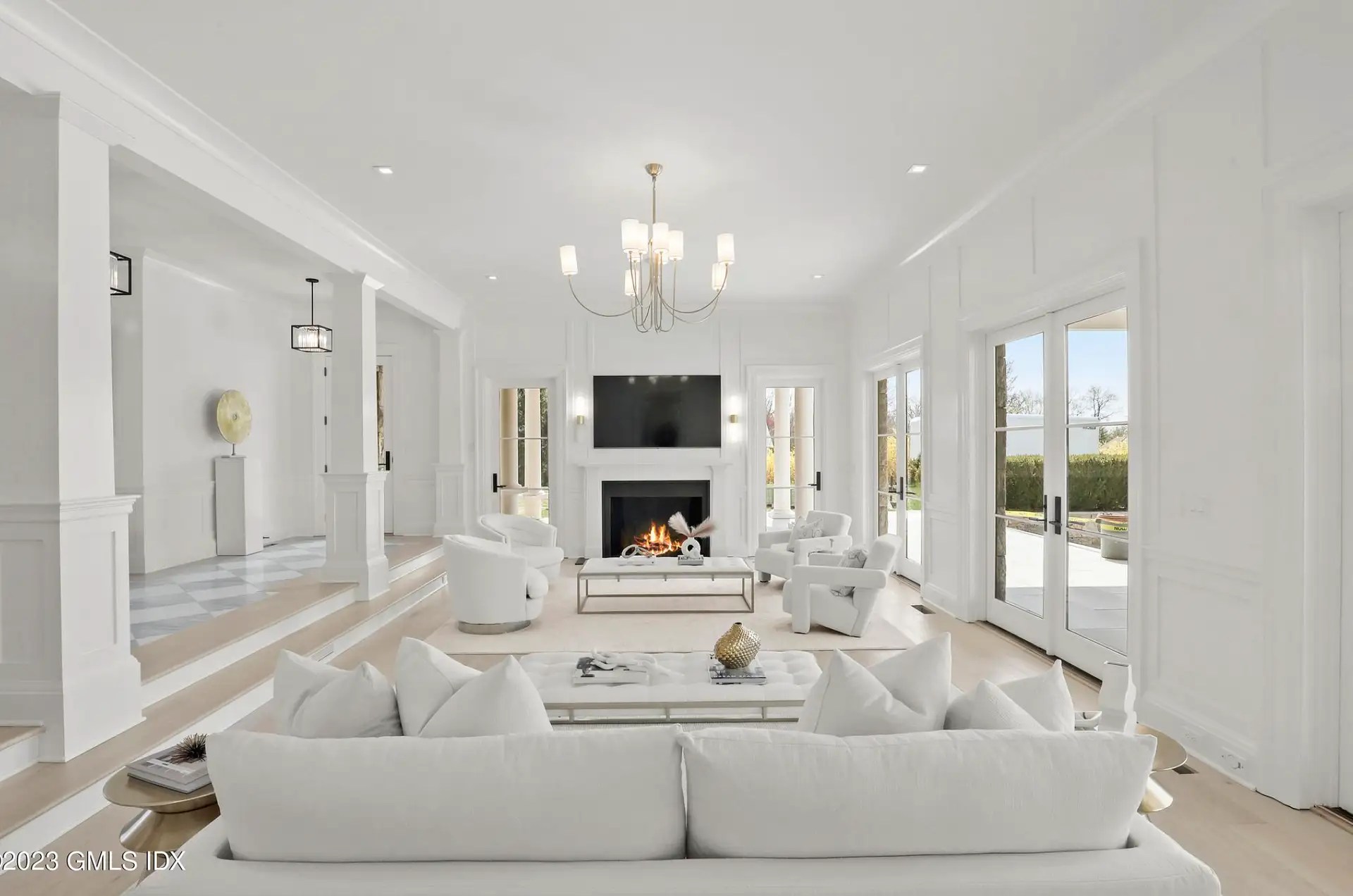 15 Million Home With Indoor Basketball Court (PHOTOS)